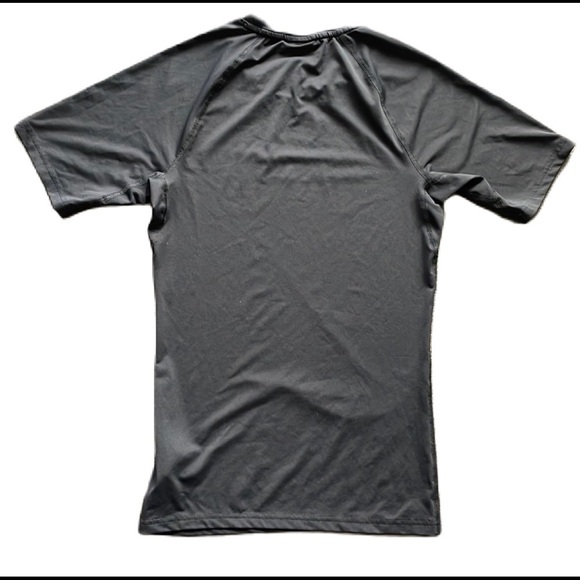 SzS Gymshark Black Performance Short Sleeve T-shirt EUC - Picture 2 of 6